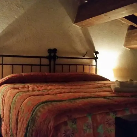 Апарт-отель La Casa Su Le Dimore Del Borgo Санто-Стефано-ди-Сессанио