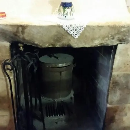 La Casa Su Le Dimore Del Borgo Апарт-отель Санто-Стефано-ди-Сессанио