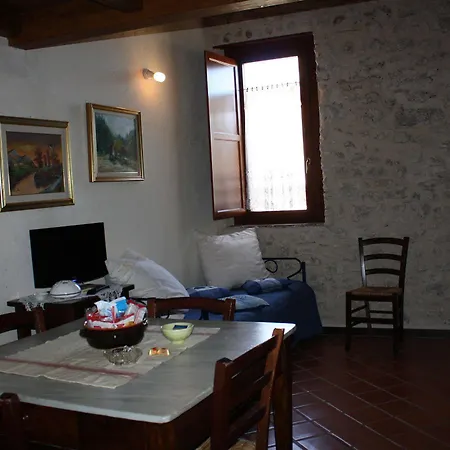 La Casa Su Le Dimore Del Borgo Апарт-отель