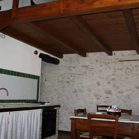 La Casa Su Le Dimore Del Borgo Апарт-отель