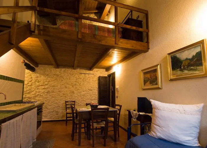 La Casa Sù Le Dimore Del Borgo 3*